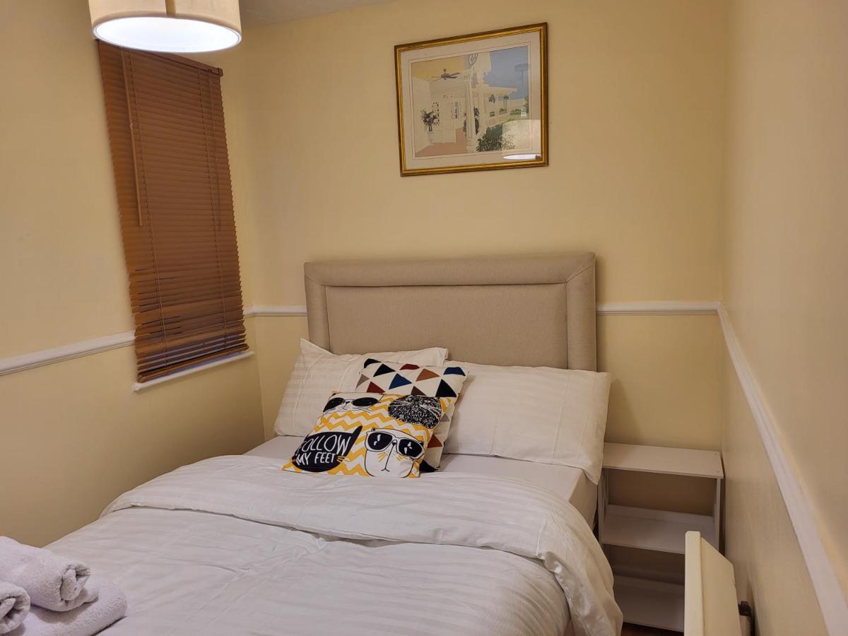 Manor Place Apartment Thamesmead Thamesmead  エクステリア 写真