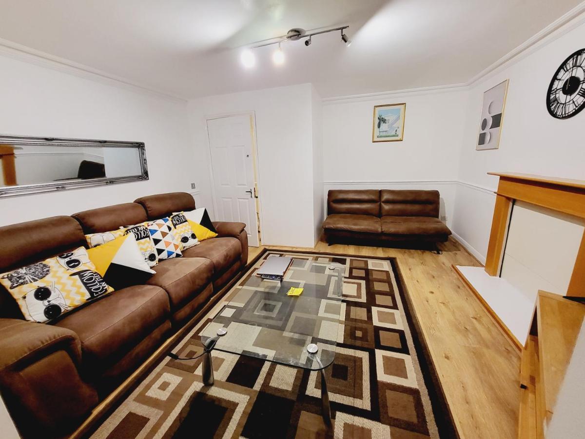 Manor Place Apartment Thamesmead Thamesmead  エクステリア 写真