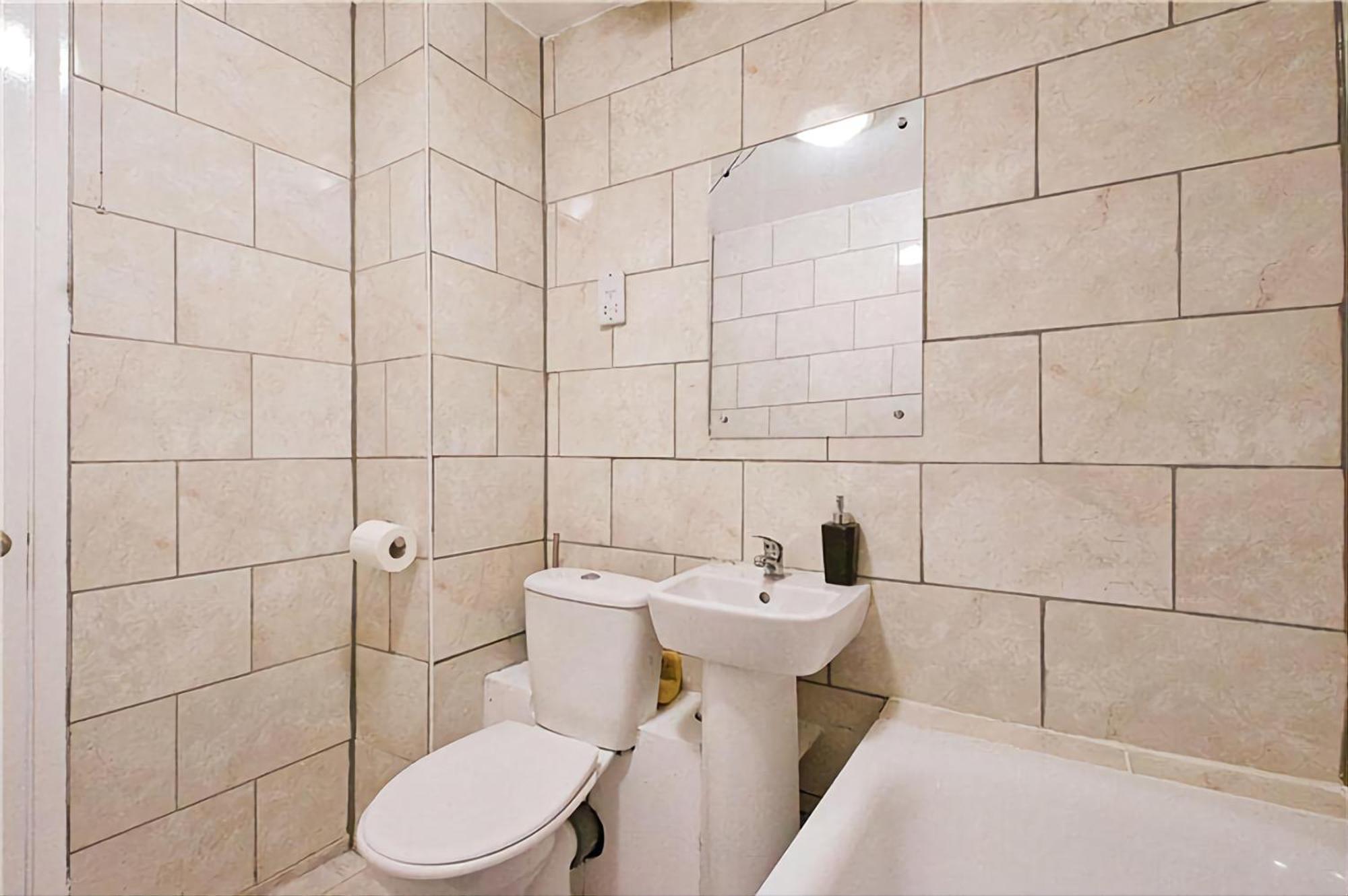 Manor Place Apartment Thamesmead Thamesmead  エクステリア 写真